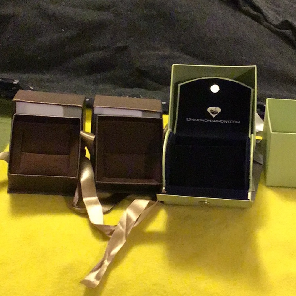 Jewelry boxes